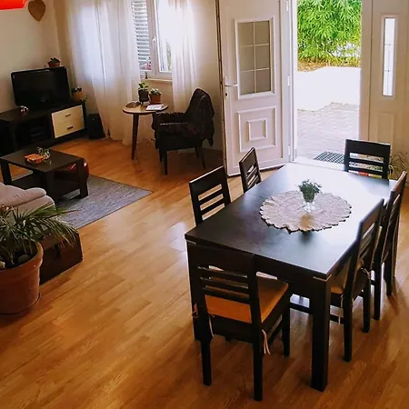 Apartment With Parking Space - Peljesac - 22379 *